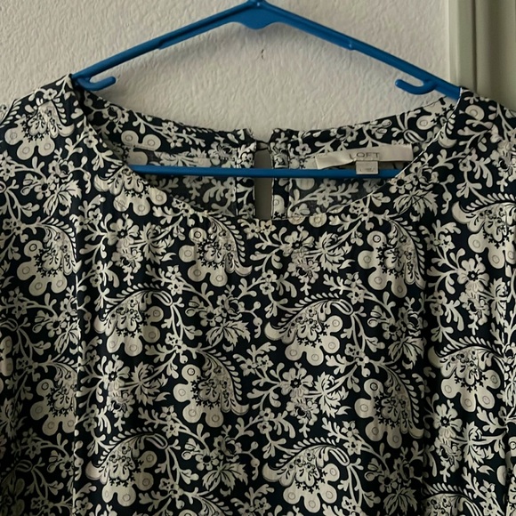 LOFT Blouse - Picture 3 of 7